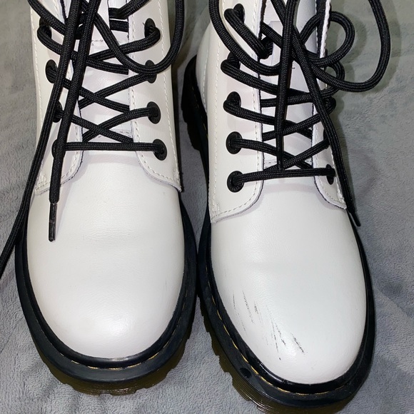 Dr. Martens boots - Picture 4 of 4